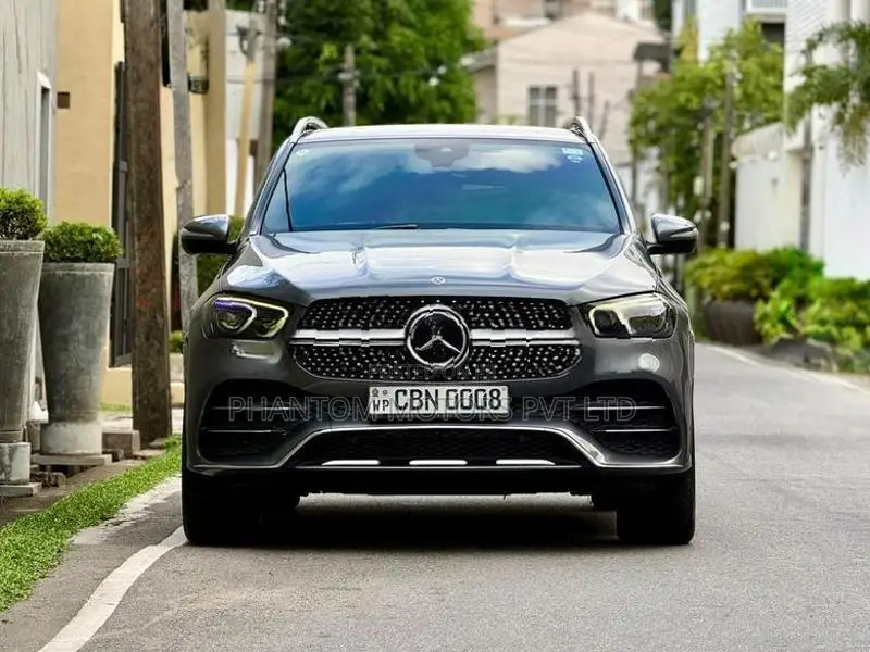 Mercedes Benz GLE 300D AMG Premium Plus 2020