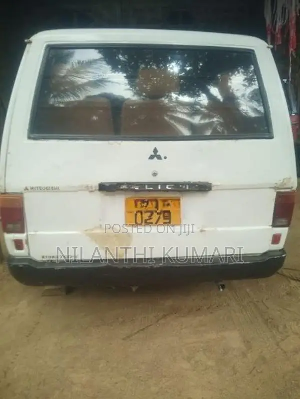 Mitsubishi Delica 1981