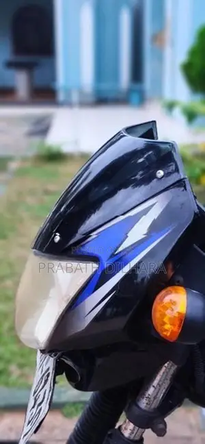 Bajaj CT100 2012