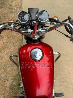 Honda CM Custom 125 2001