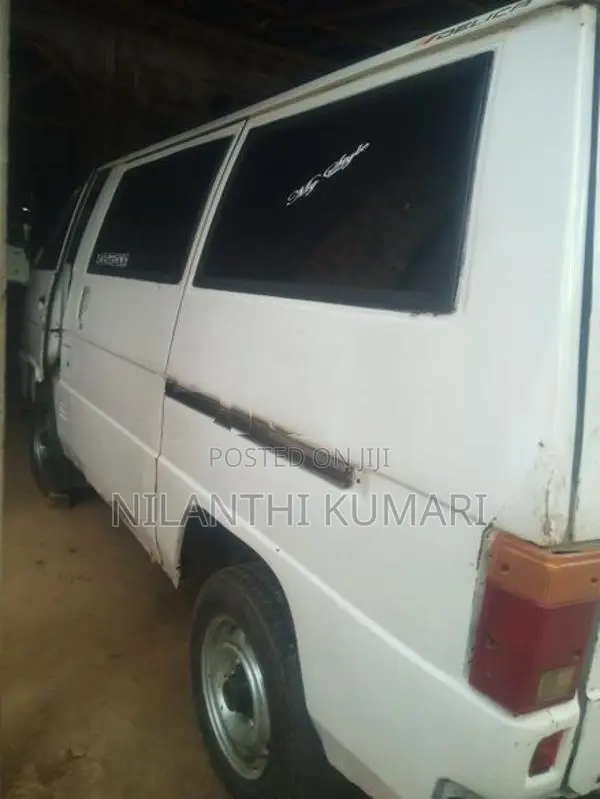 Mitsubishi Delica 1981