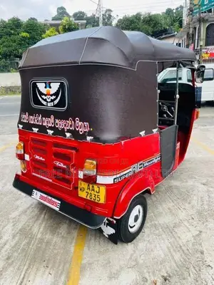 Bajaj RE 2013