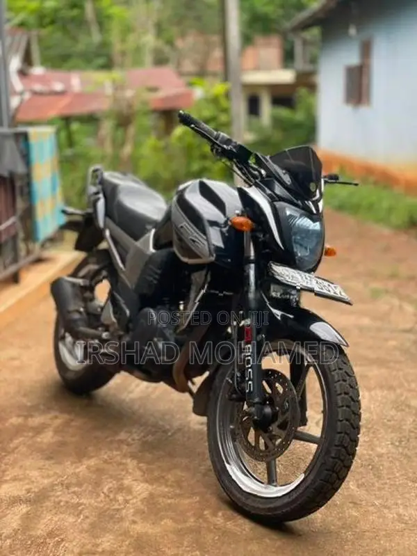 Yamaha FZ 2015