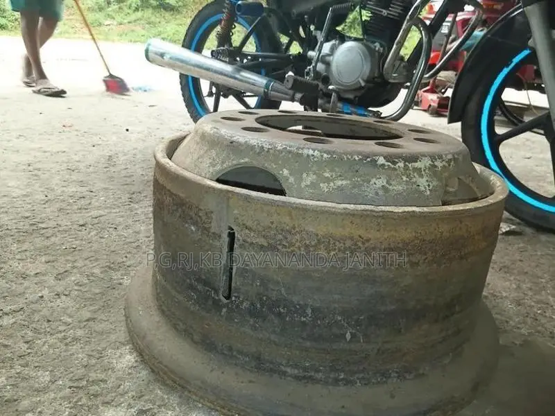 Nissan 20 Rim