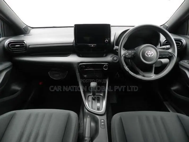 Toyota Yaris G LED Package 2026
