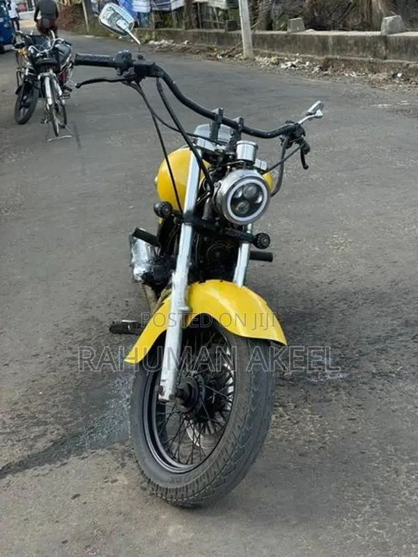 Yamaha Marda 2000