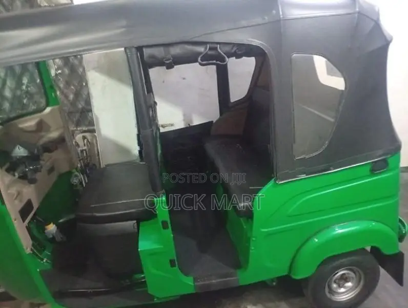 Bajaj RE 2026