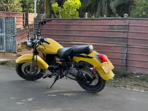 Yamaha Marda 2000