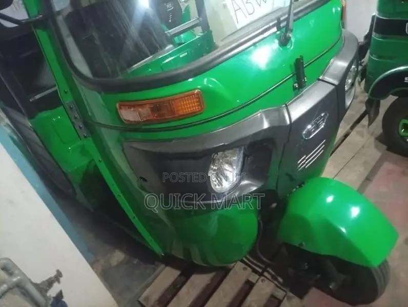 Bajaj RE 2026