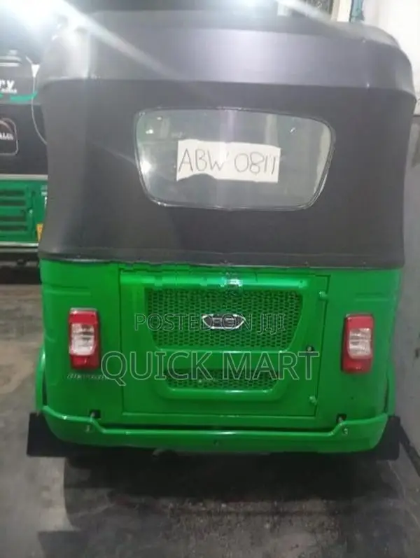 Bajaj RE 2026
