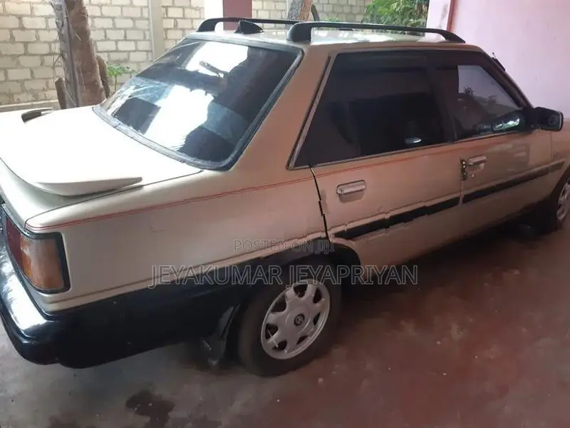 Toyota Corona 1990