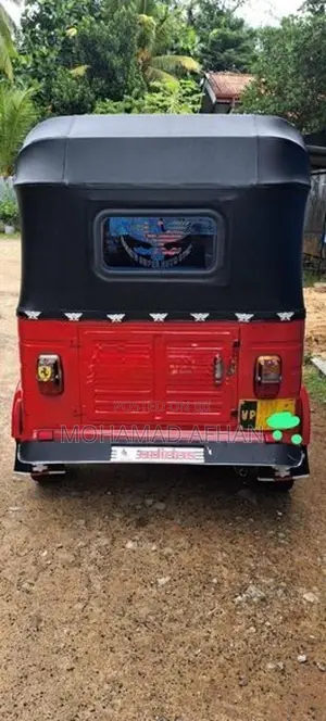 Bajaj RE 2003