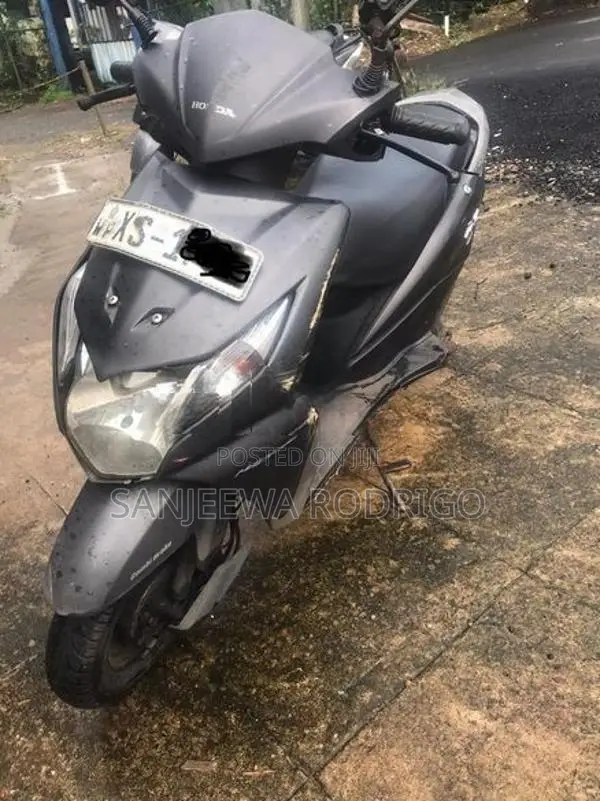Honda Dio 2012