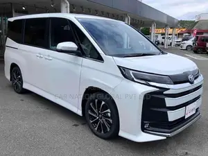 Toyota Noah SZ HEV 7 Seats 2026