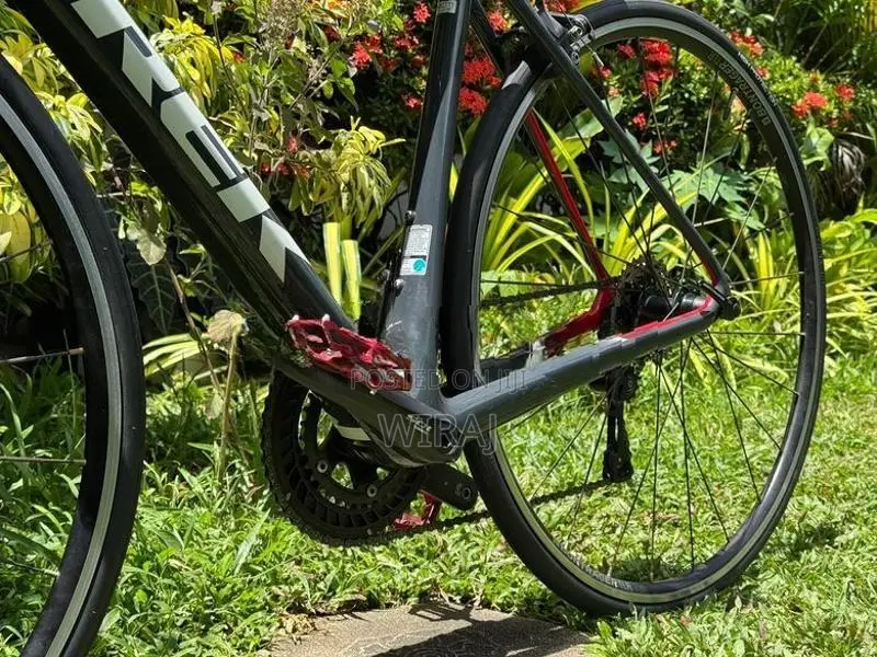 Trek Domane SL 5 Full Carbon