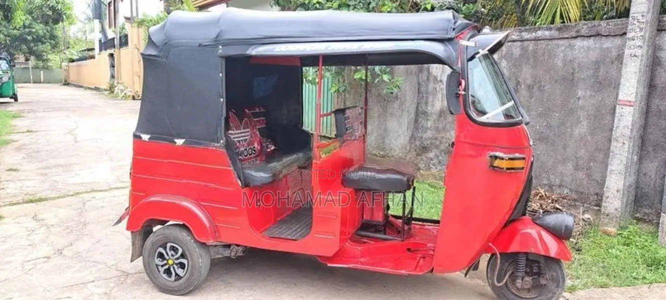 Bajaj RE 2003