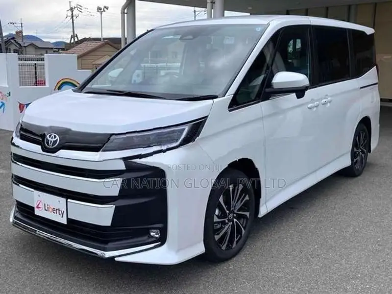 Toyota Noah SZ HEV 7 Seats 2026