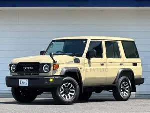 Toyota Land Cruiser 70 AX 2026