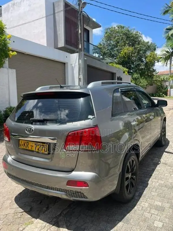 Kia Sorento AUTO DIESEL 1-8 2011