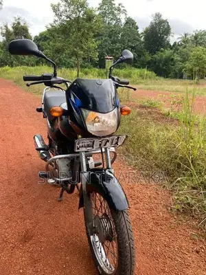 Bajaj CT100 2017