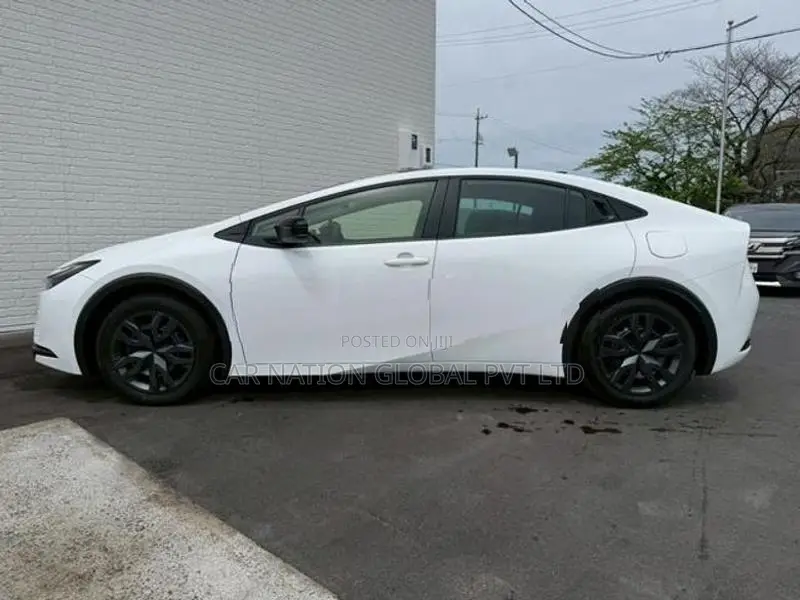 Toyota Prius X 1800 CC Hybrid 2026