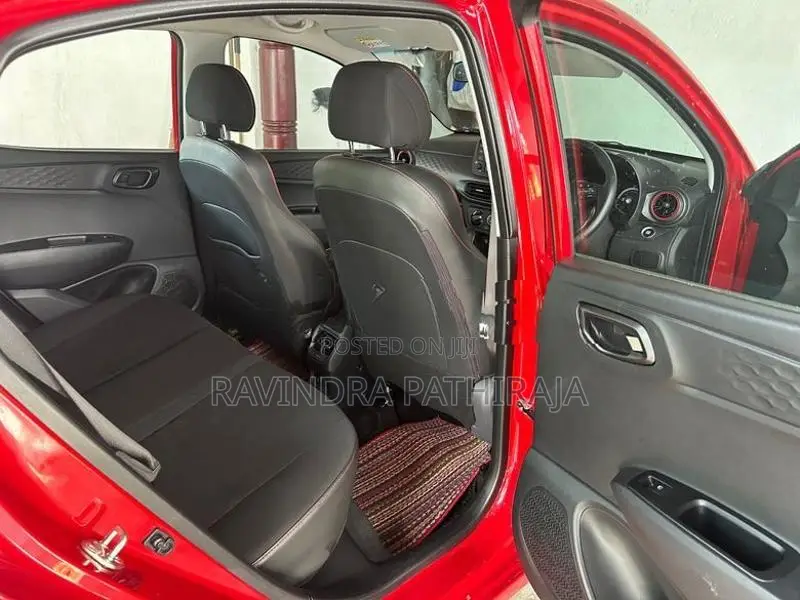 Hyundai Grand i10 2024
