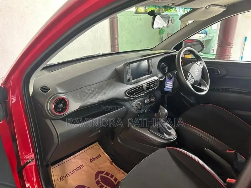 Hyundai Grand i10 2024