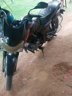 Bajaj Discover 125 2012