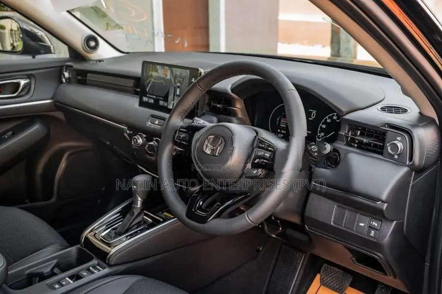 Honda Vezel Z PREMIUM BLACK 2026