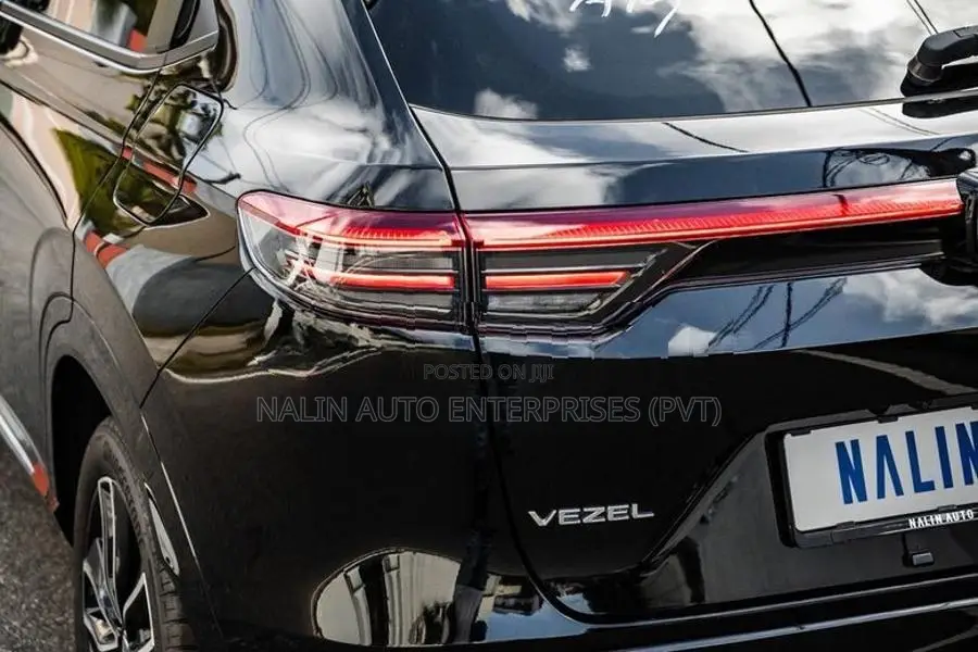 Honda Vezel Z PREMIUM BLACK 2026
