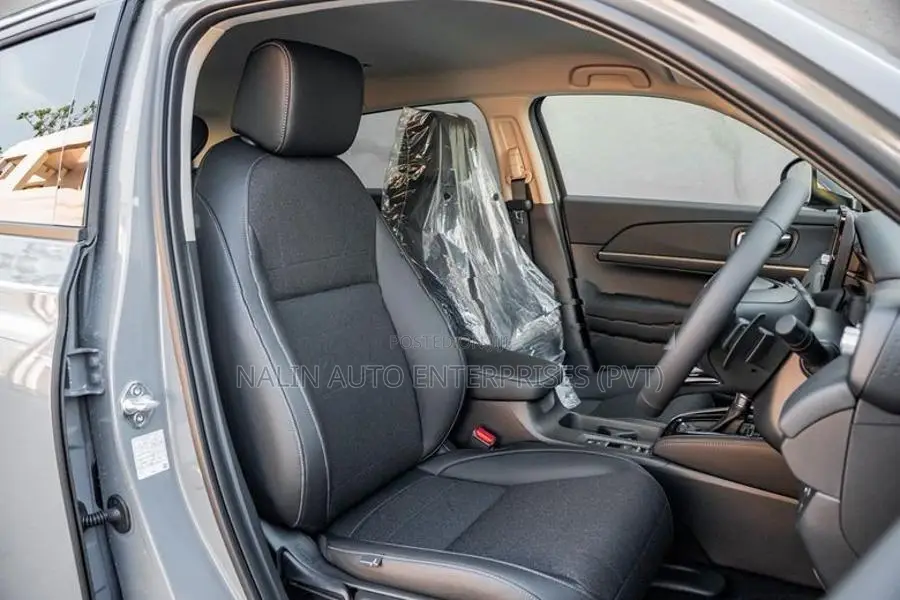 Honda Vezel Z Premium Grey 2026