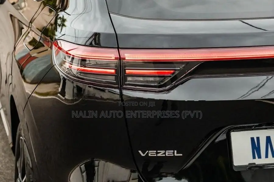 Honda Vezel Z PACKAGE BLACK 2026