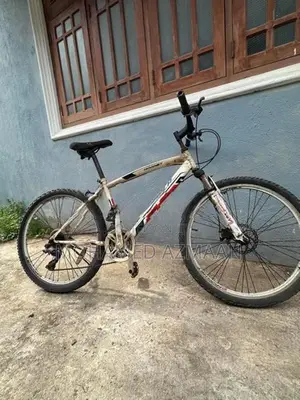 Lumala Bicycle
