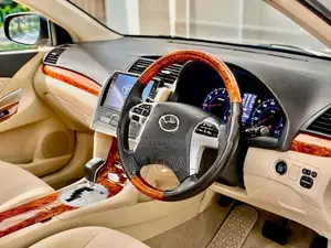 Toyota Premio G Superior 2015