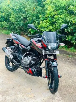 Bajaj Pulsar 150 2017