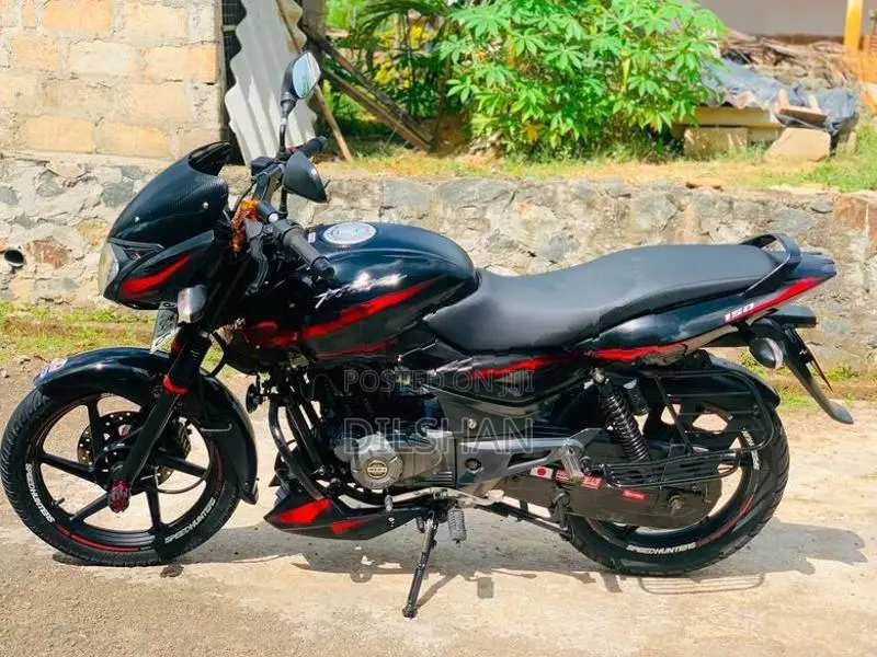 Bajaj Pulsar 150 2017
