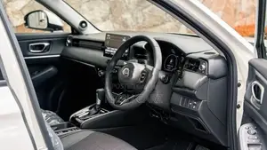 Honda Vezel Z Premium 2025
