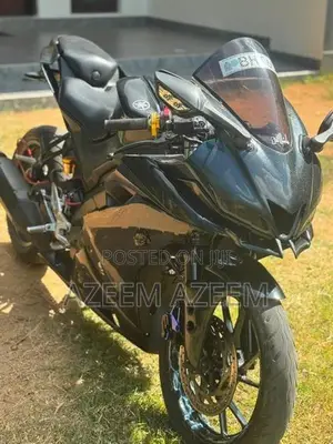 Yamaha R15 2019