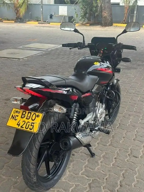 Bajaj Pulsar 150 2016
