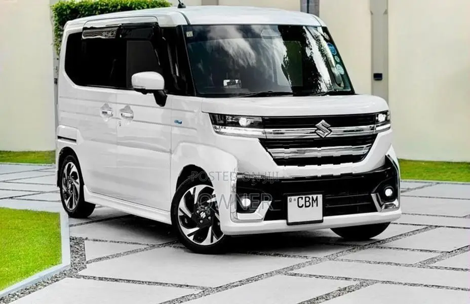 Suzuki Spacia XS CUSTOM HYBRID 2023