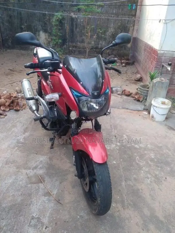 Bajaj Pulsar 200 2008
