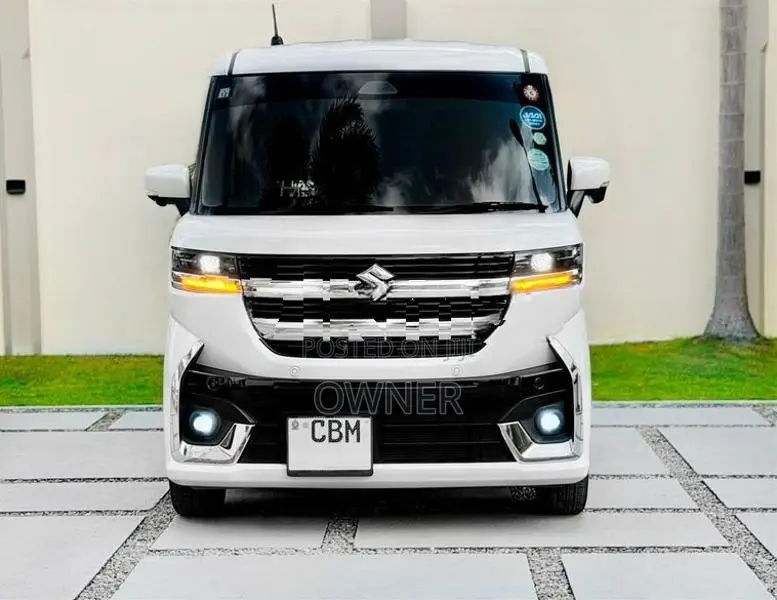 Suzuki Spacia XS CUSTOM HYBRID 2023