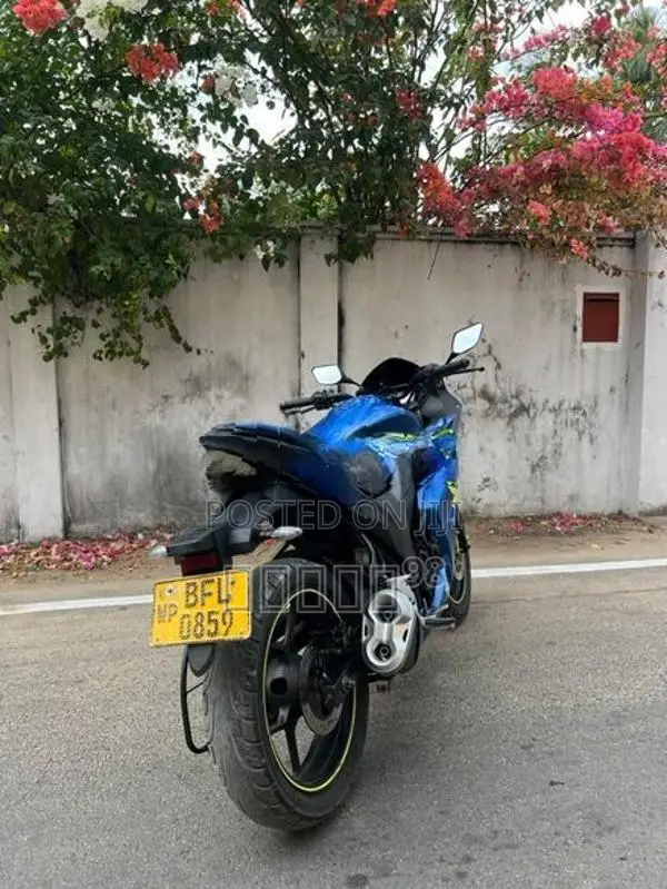 Suzuki Gixxer SF 2017