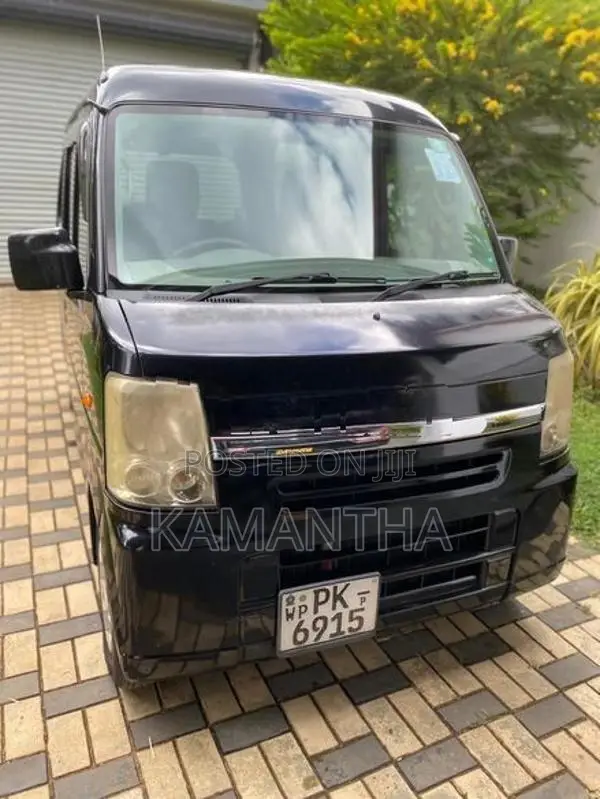 Nissan Clipper 2015