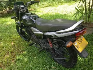 Bajaj Platina 100 BBF 2014