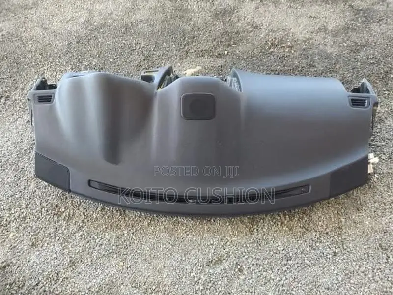 Toyota Harrier Dashboard