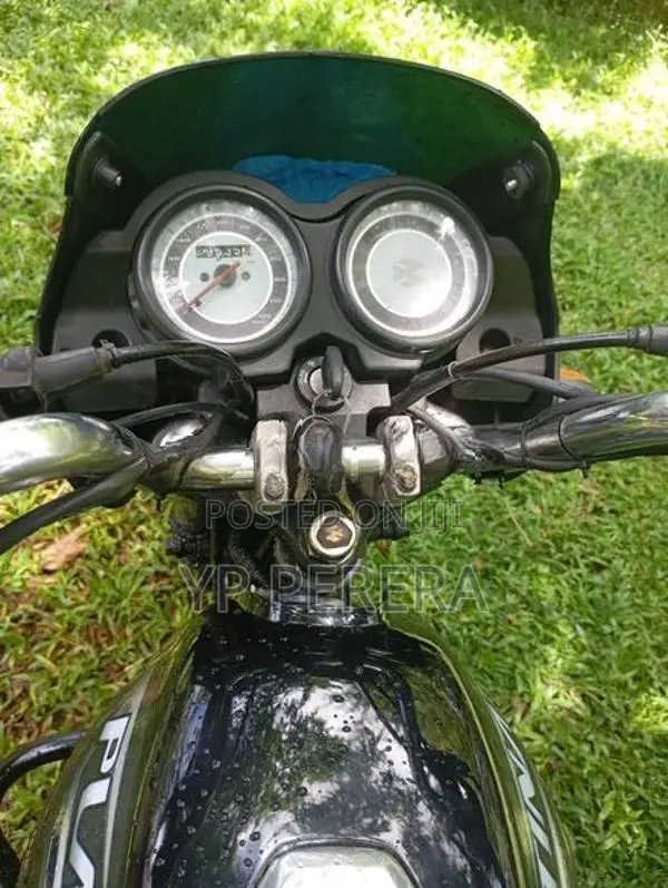 Bajaj Platina 100 BBF 2014