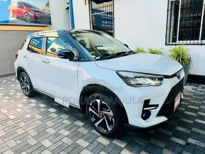 Toyota Raize HYBRID Z 2026