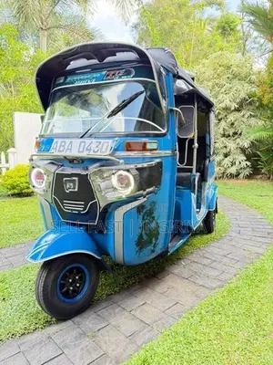 Bajaj RE Three Wheeler 2015