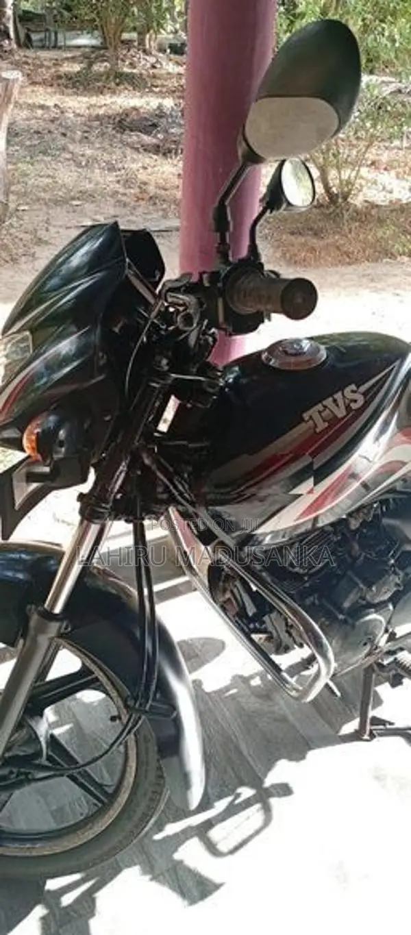 TVS Metro 2015